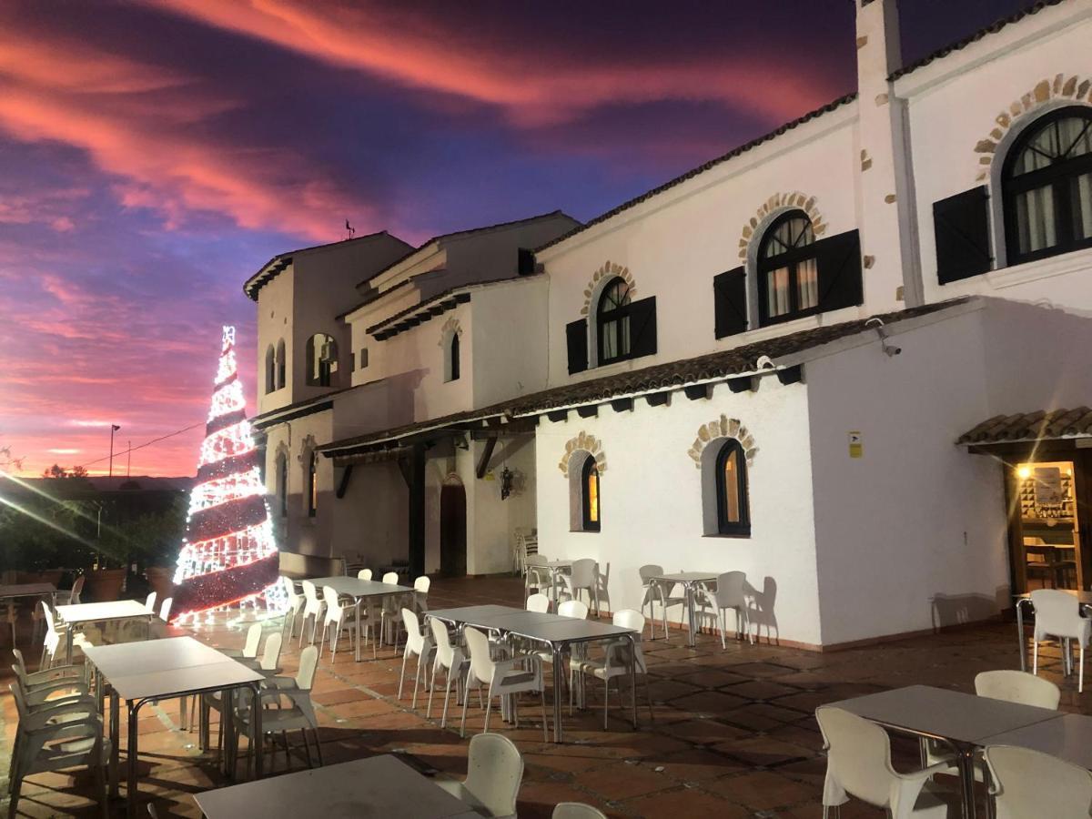 Hotel La Carreta Chiva Exterior photo